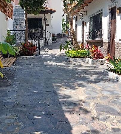 Casa Yollotzin Hotel Ajijic Exterior photo